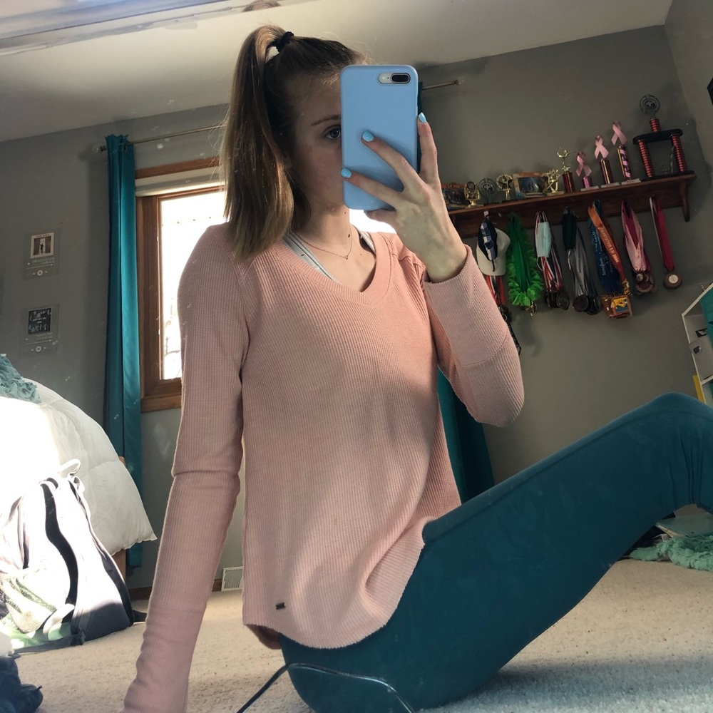 Hollister tee